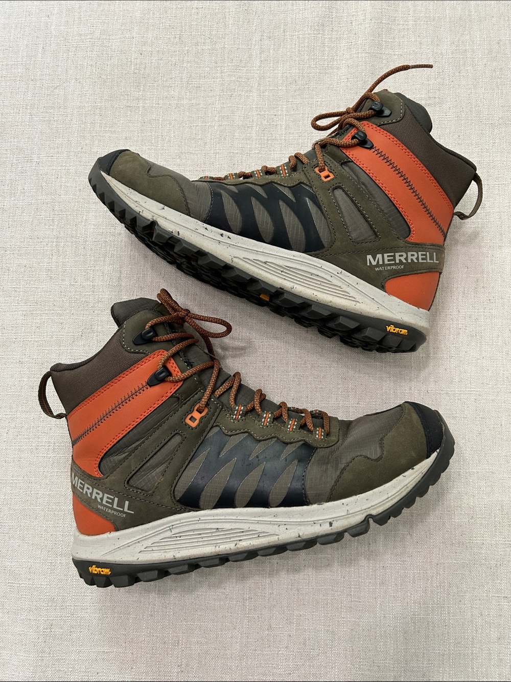 Merrell Nova Sneaker Boot Men's 9.5 Olive/Orange Trail Hiking Outdoor Waterproof